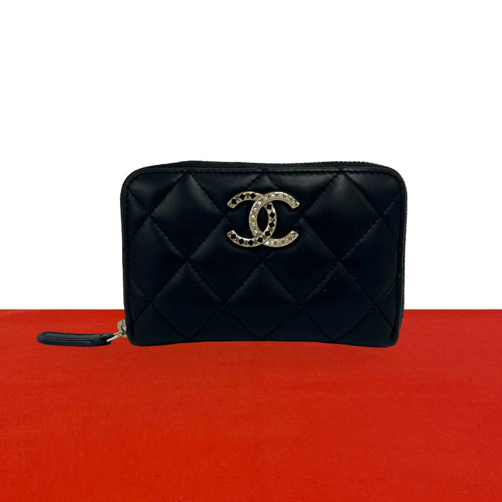 bifold wallet chanel