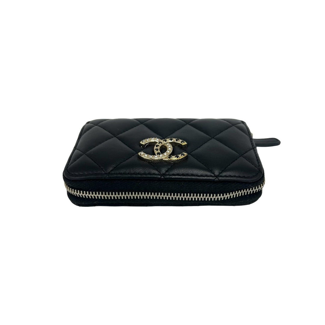 bifold wallet chanel