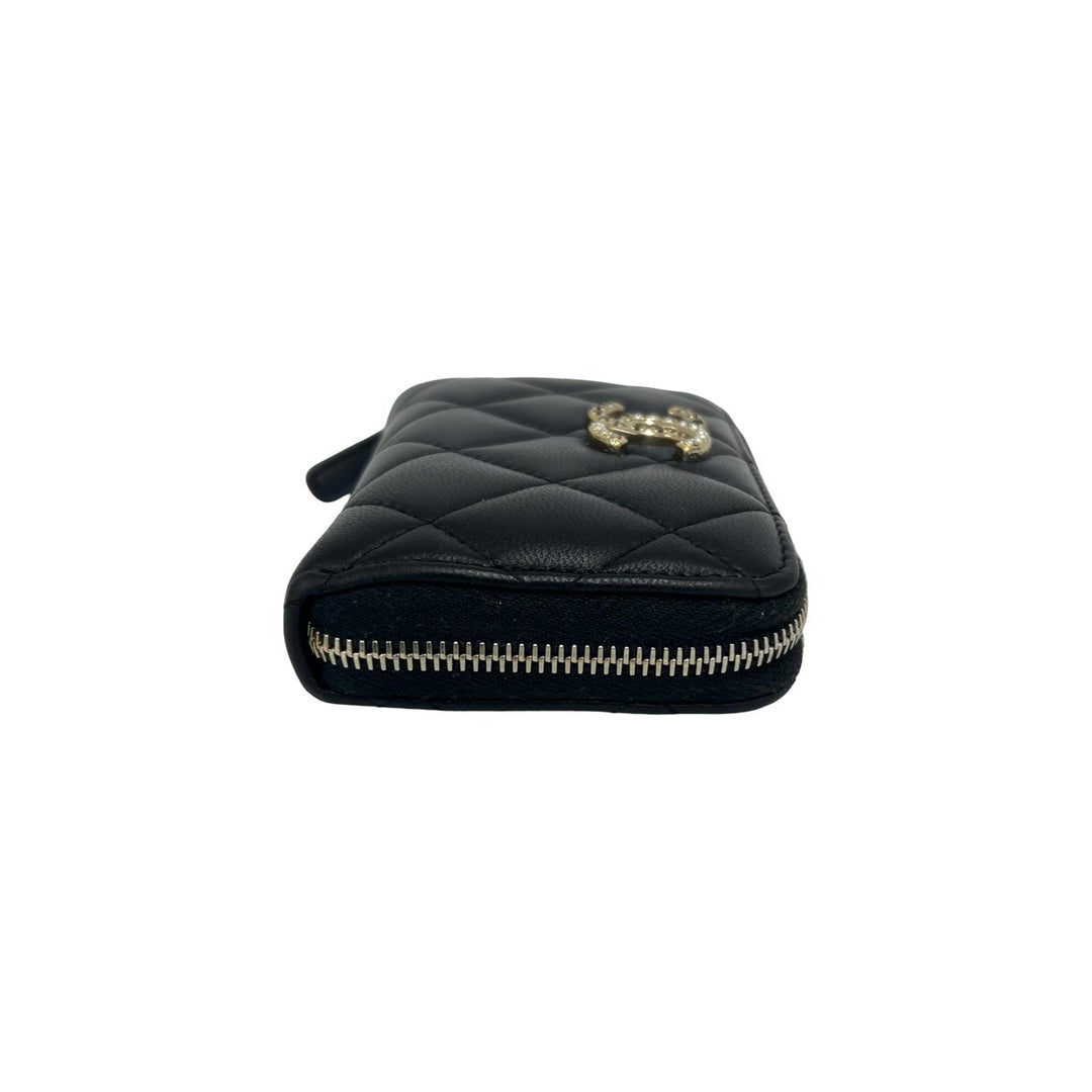 bifold wallet chanel
