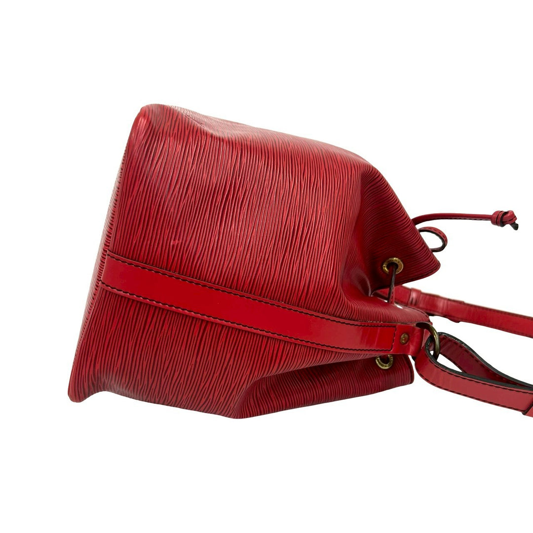 ショルダーバッグ ルイヴィトン プチノエ