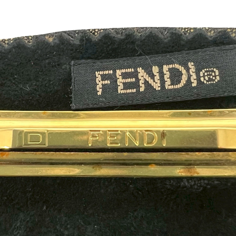 バレッタ フェンディ