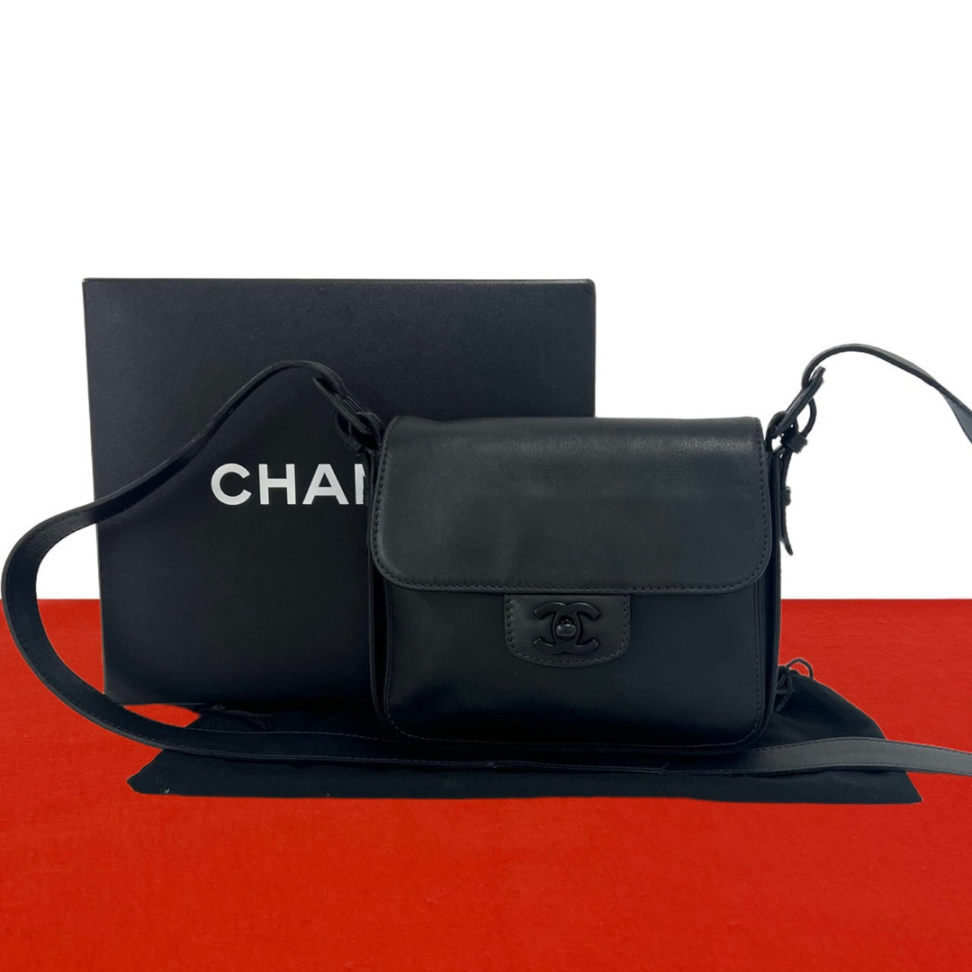 ショルダーバッグ シャネル