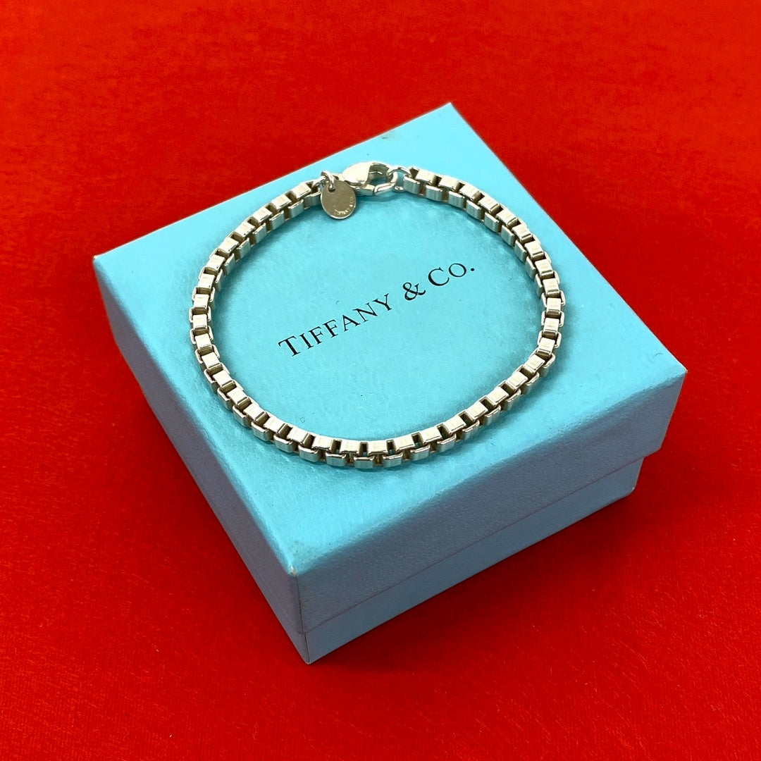 blurRubbingTiffany Venetian