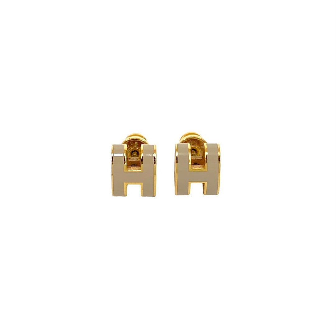 ピアス エルメス ミニ ポップアッシュ
