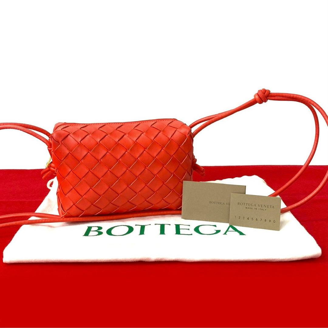 bottega veneta 迷你環肩背包