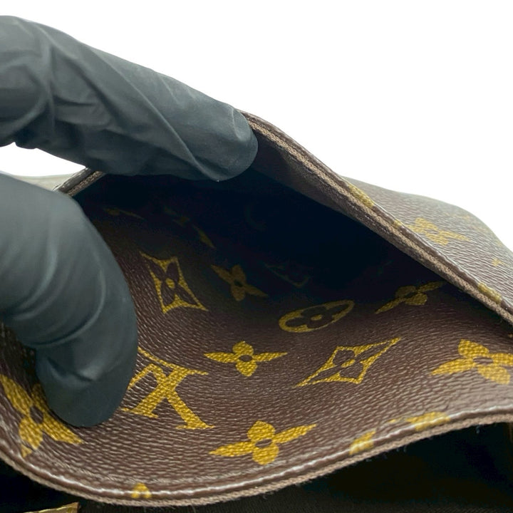 Louis Vuitton Menilmontan 小號肩背包
