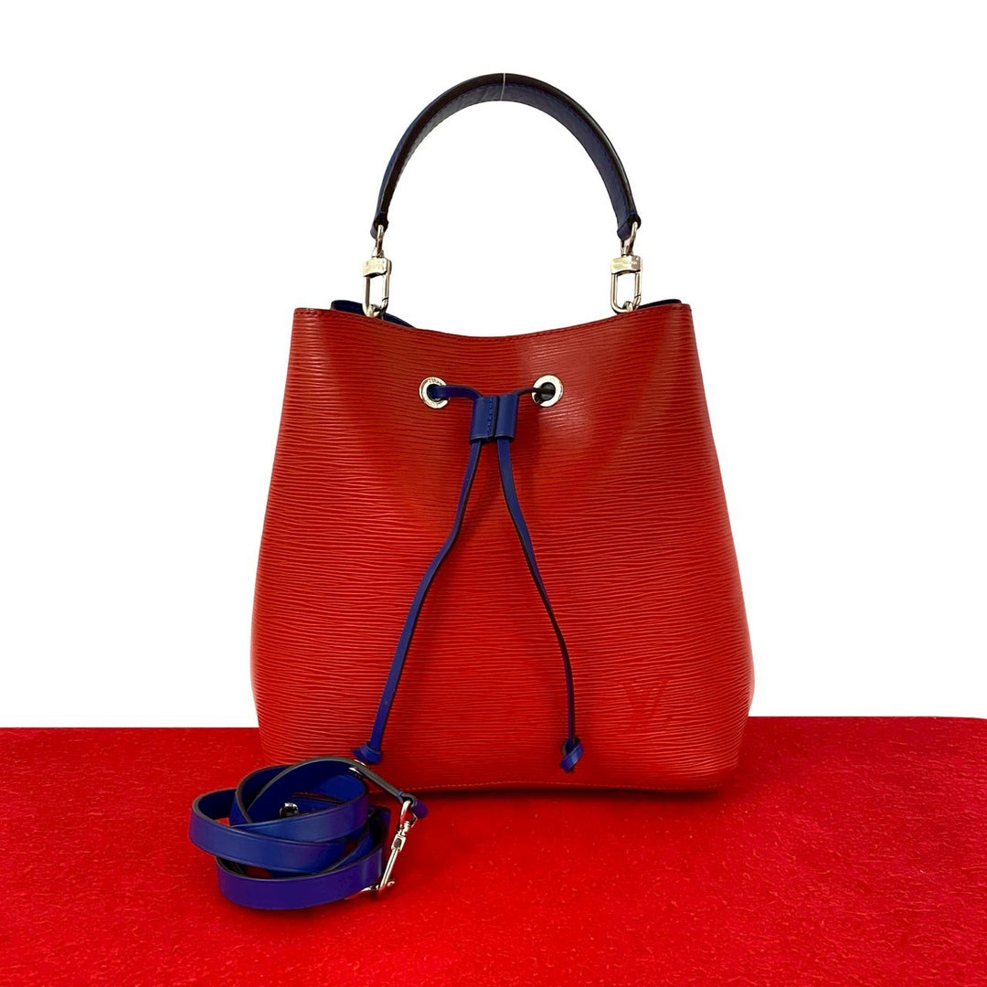 Shoulder bag Louis Vuitton Neo Noe MM