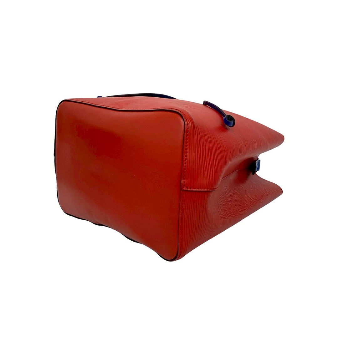 Shoulder bag Louis Vuitton Neo Noe MM