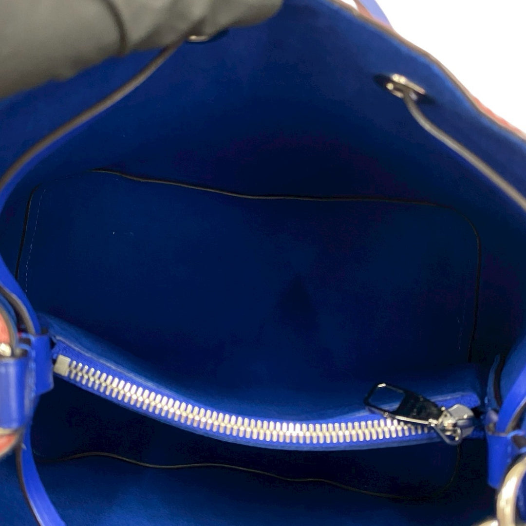 Shoulder bag Louis Vuitton Neo Noe MM