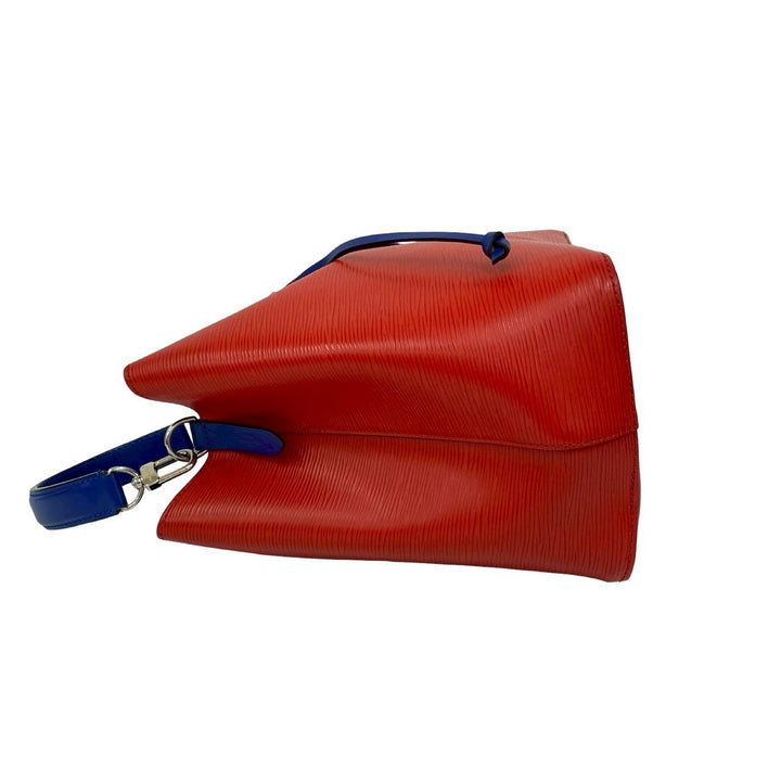 Shoulder bag Louis Vuitton Neo Noe MM