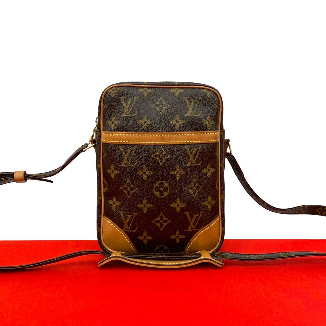 Shoulder bag Louis Vuitton Danube