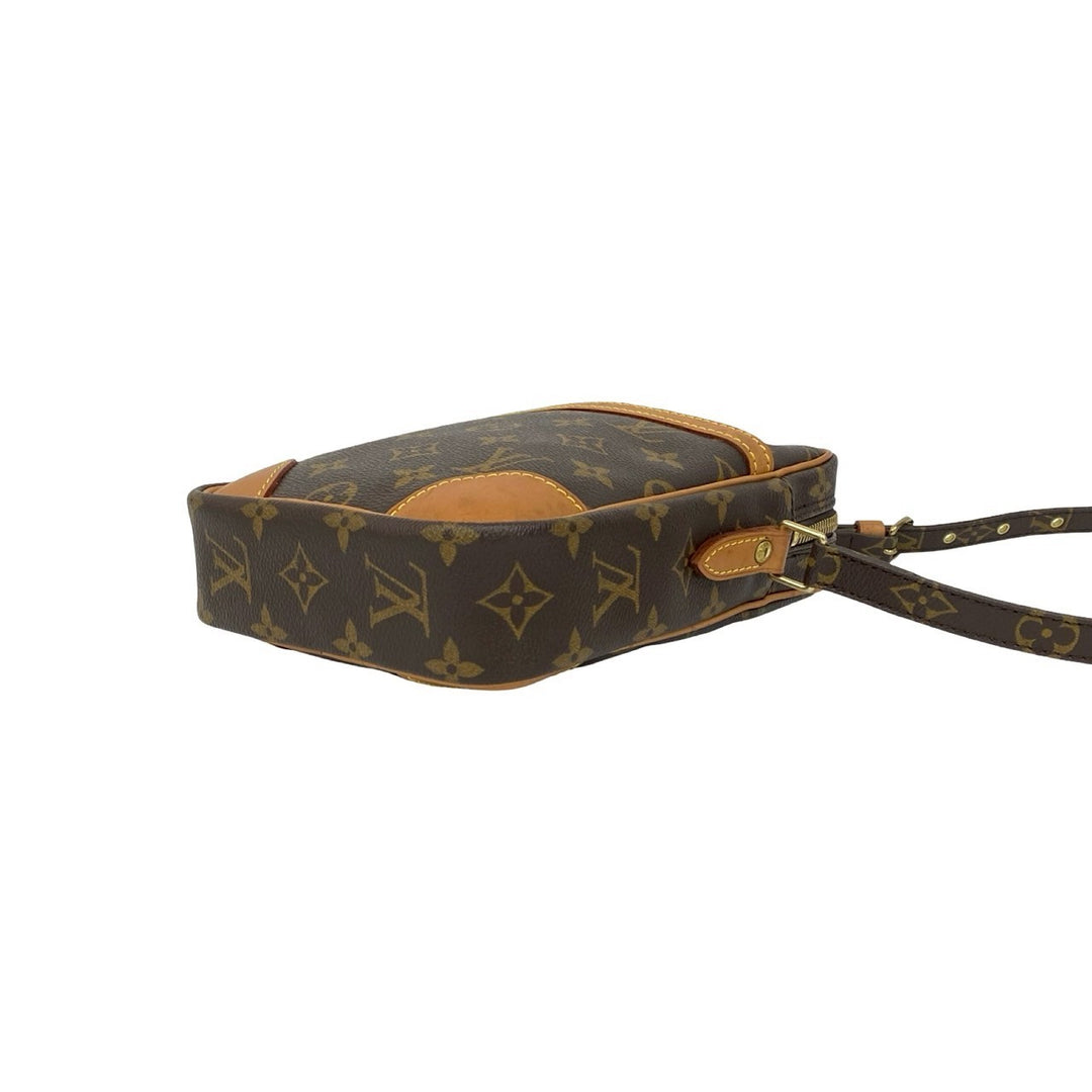 Shoulder bag Louis Vuitton Danube