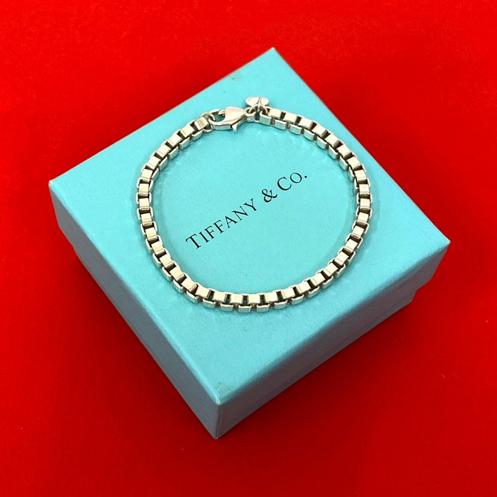 blurRubbingTiffany Venetian