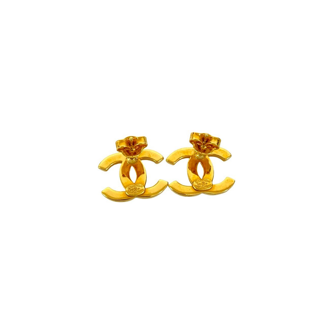 ピアス シャネル