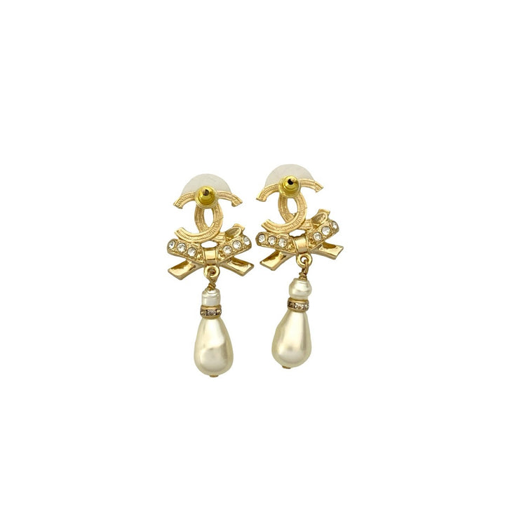 ピアス シャネル