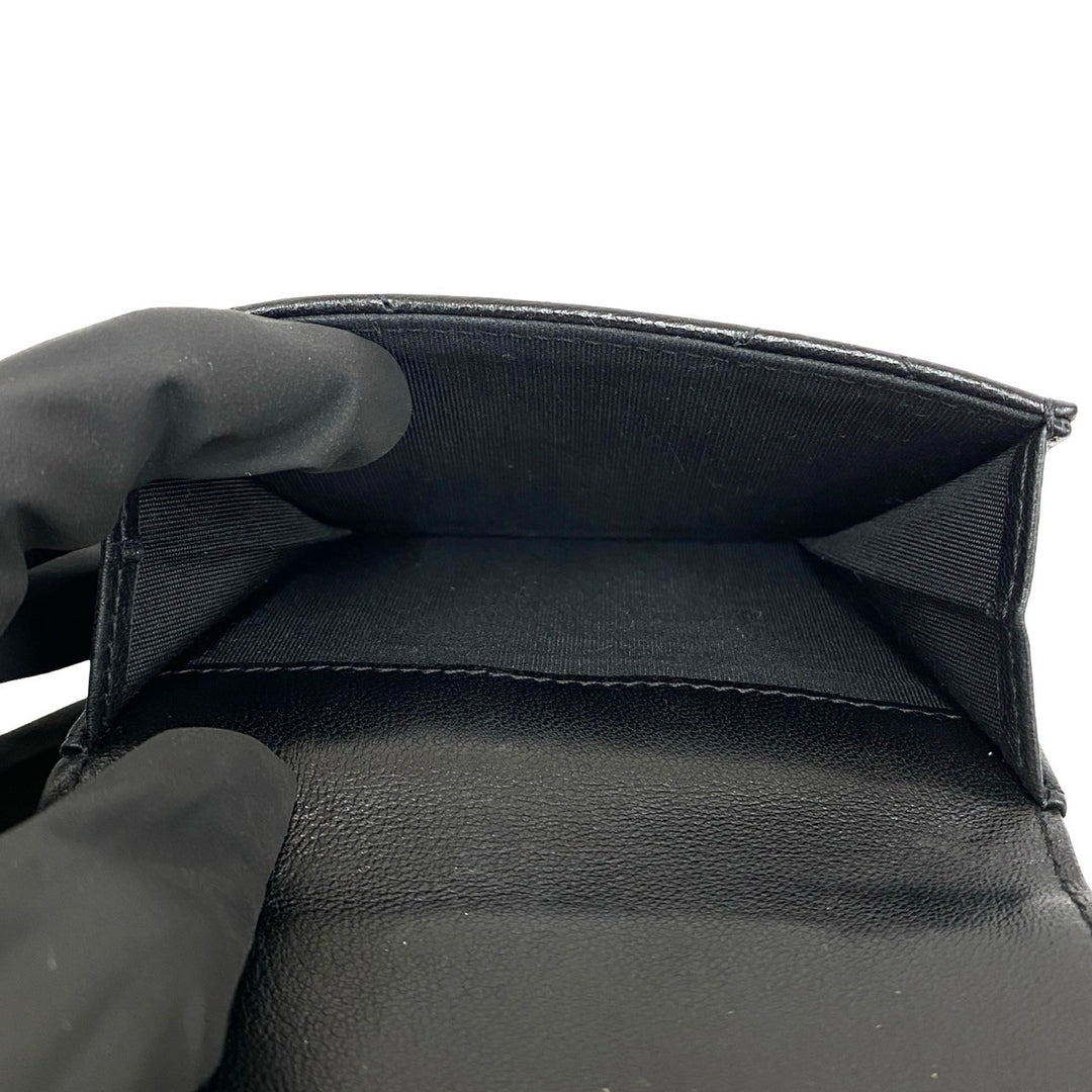 trifold wallet chanel