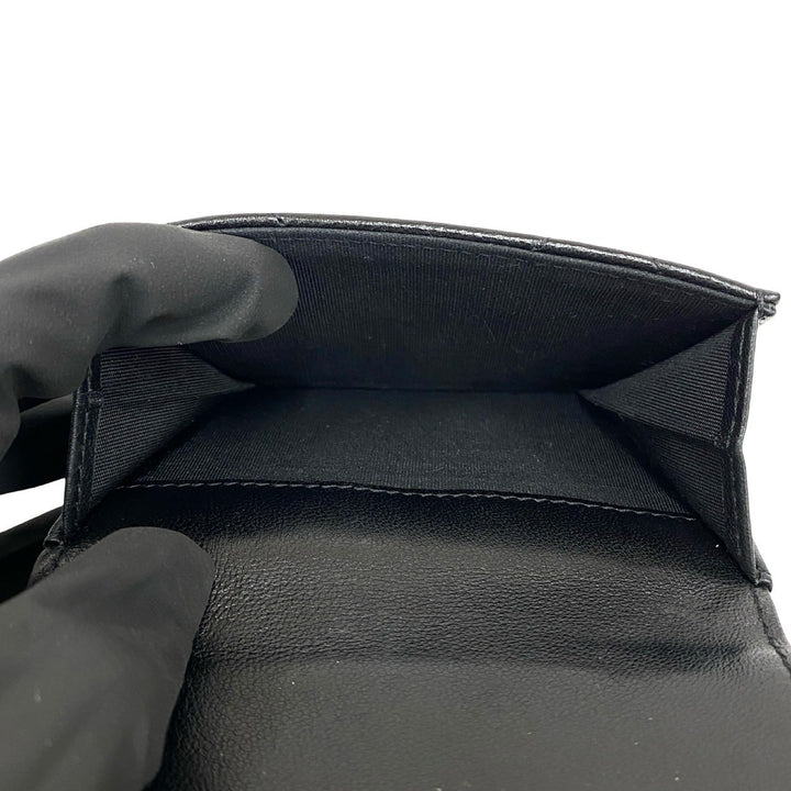 trifold wallet chanel