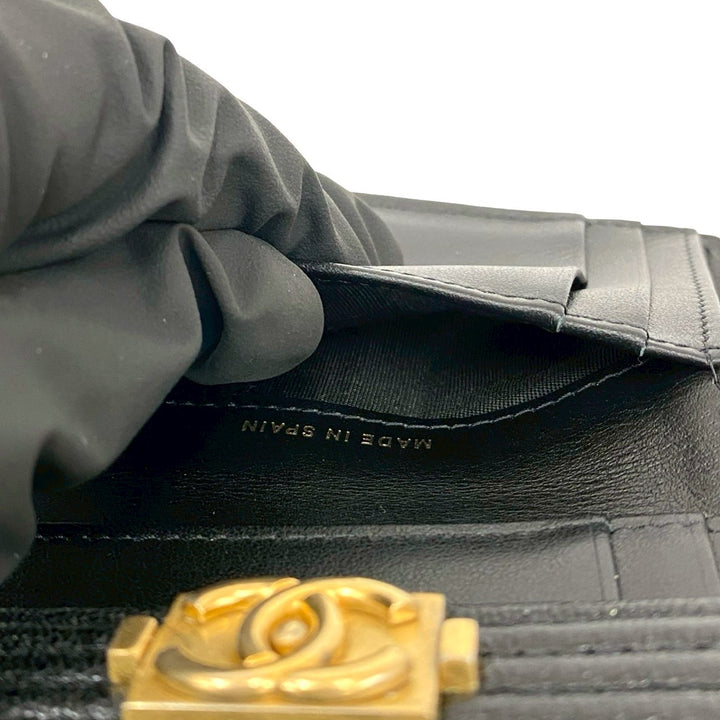 三つ折り財布 シャネル ボーイシャネル