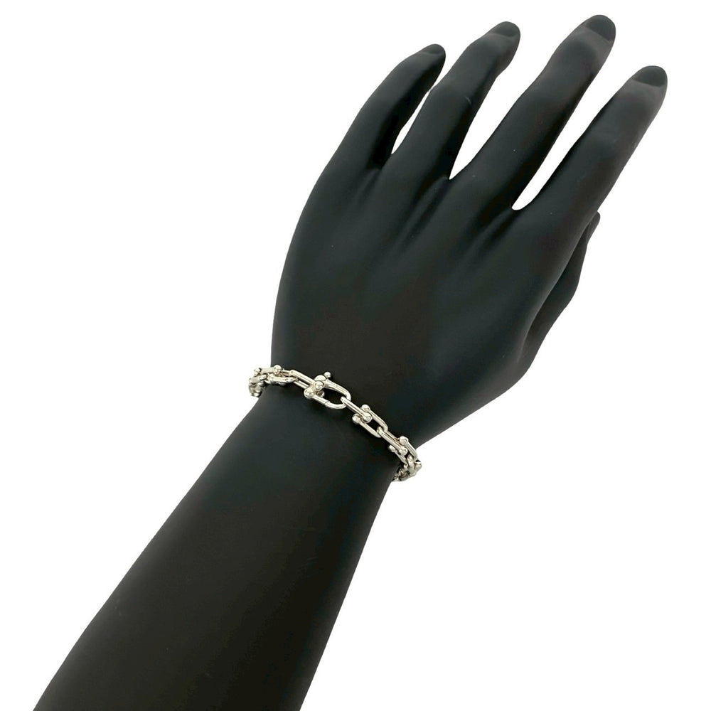 blurRubbingTiffany Hardware Small Link BureRubbingCut