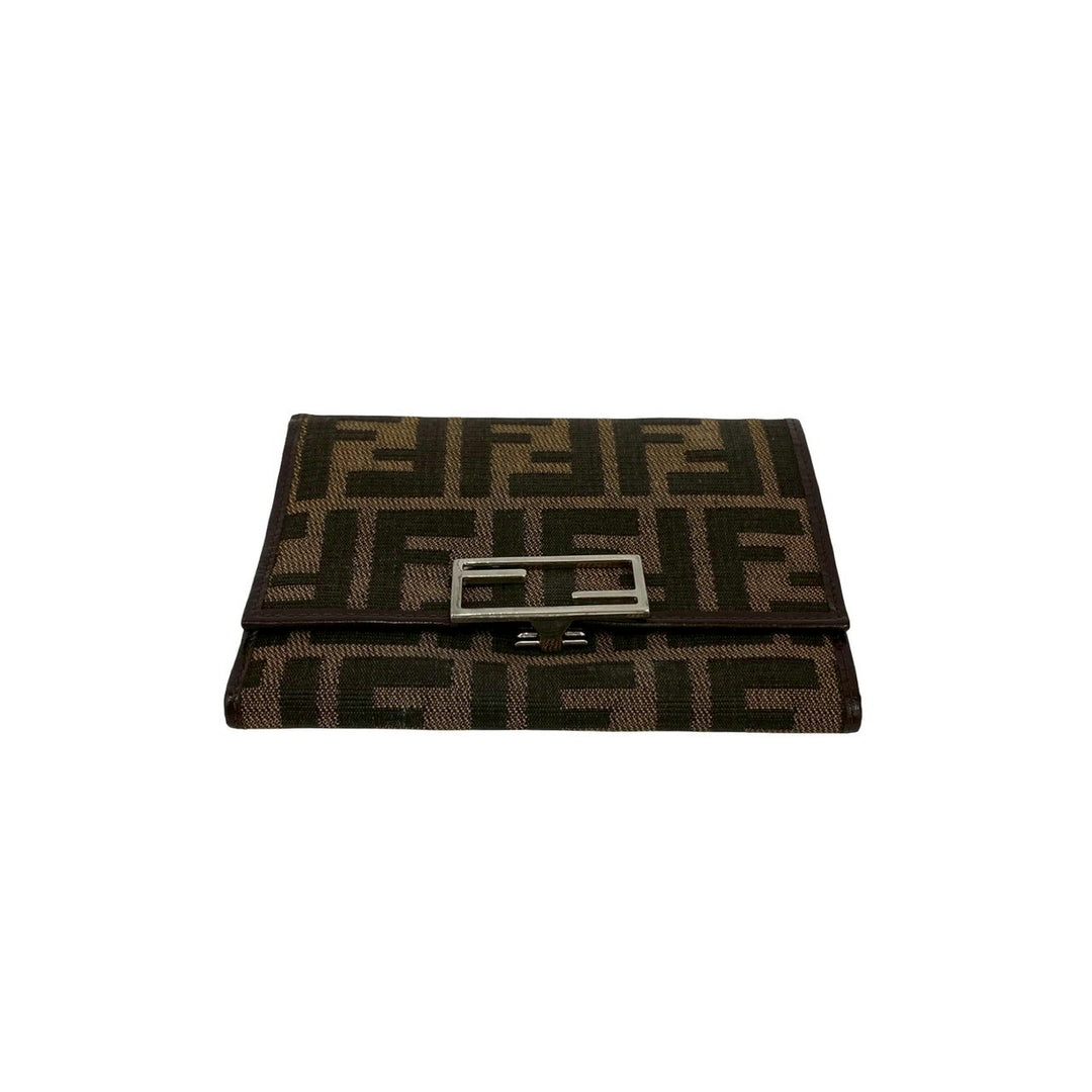 trifold wallet fendi