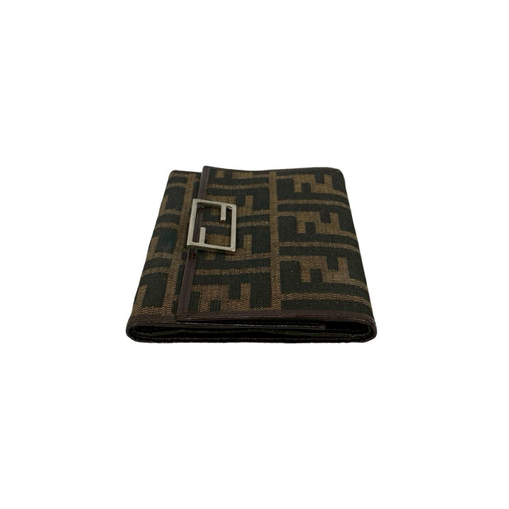 trifold wallet fendi
