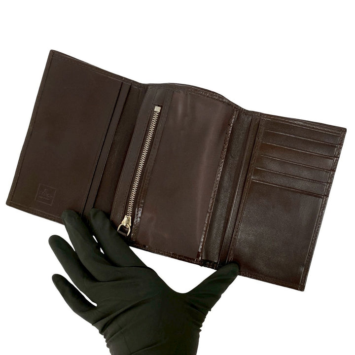 trifold wallet fendi