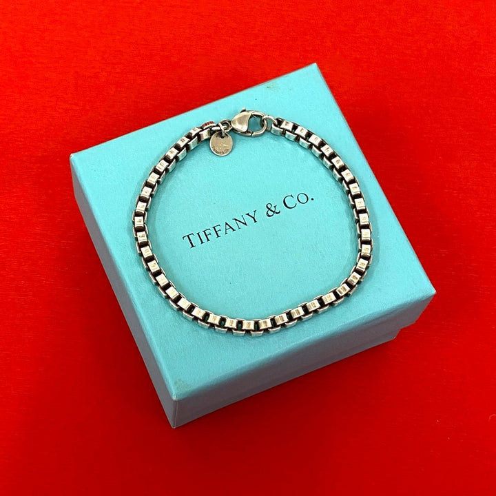 blurRubbingTiffany Venetian