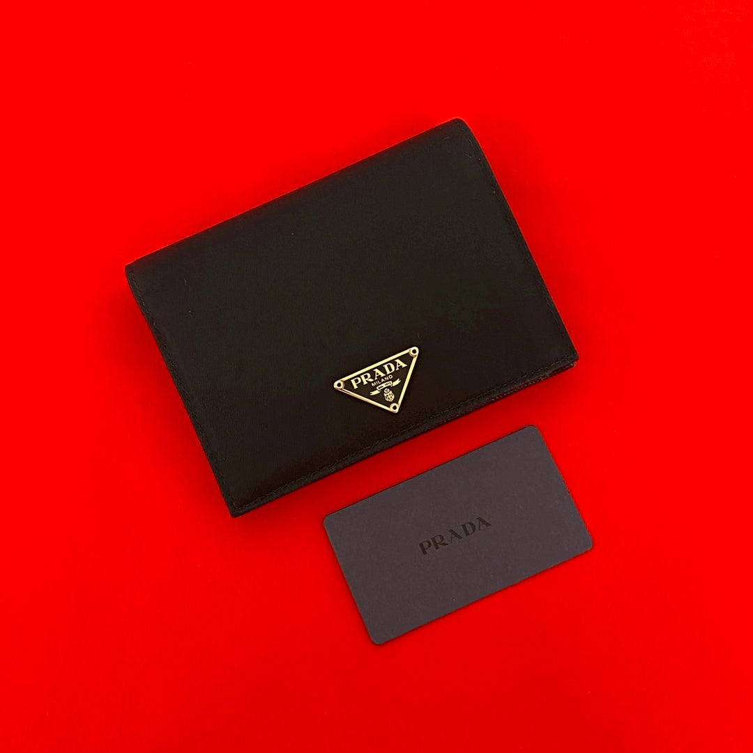 bifold wallet prada