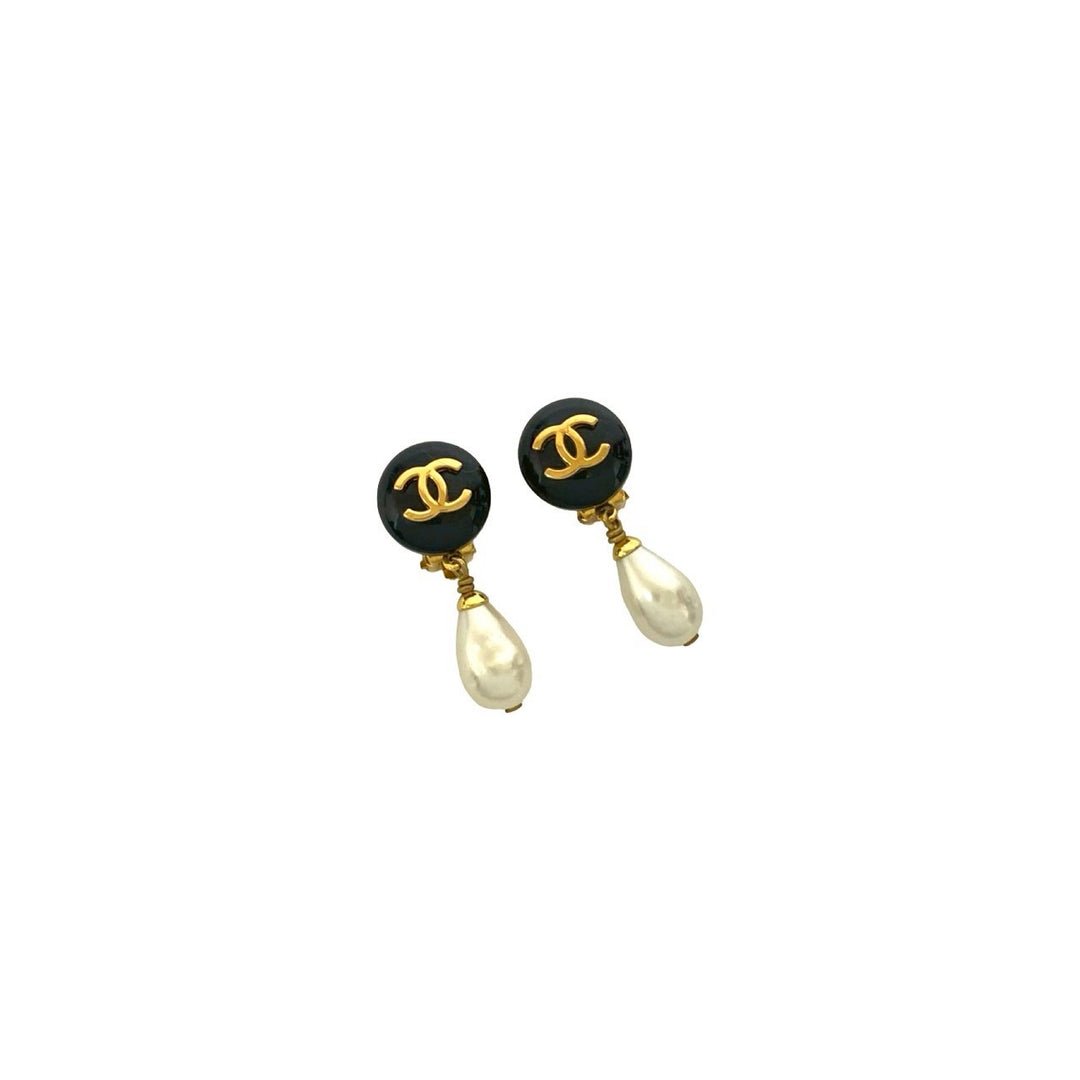 earrings chanel