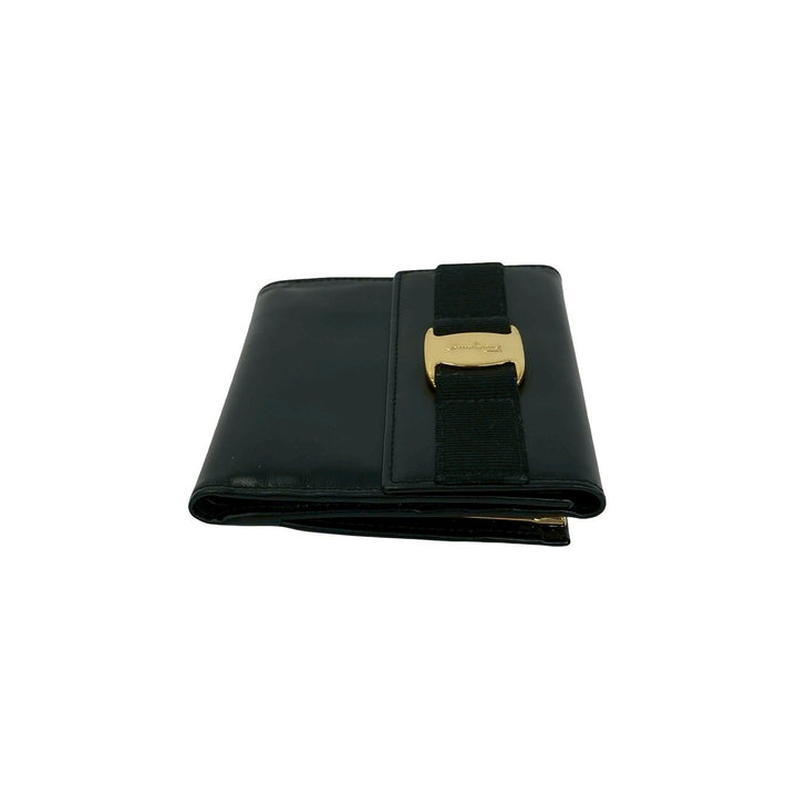 三つ折り財布 サルヴァトーレフェラガモ