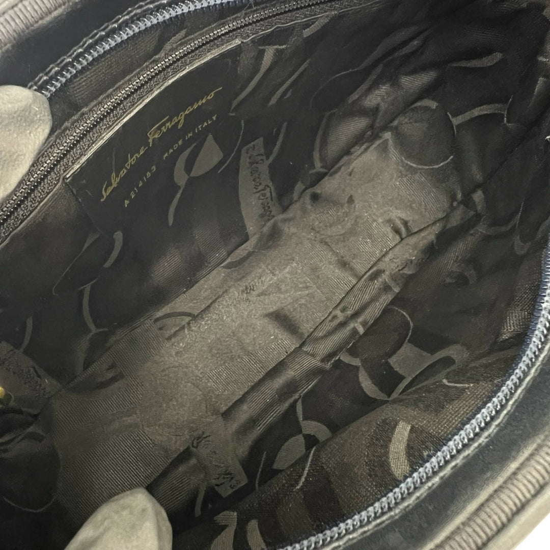 ショルダーバッグ サルヴァトーレフェラガモ
