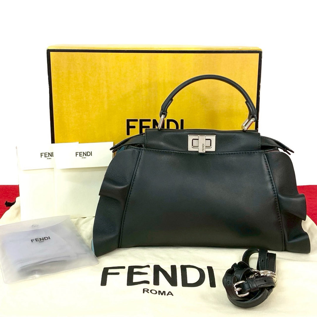 shoulder bag fendi peekaboo mini