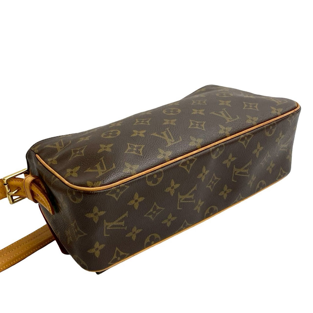 Shoulder bag Louis Vuitton Viva Cité MM