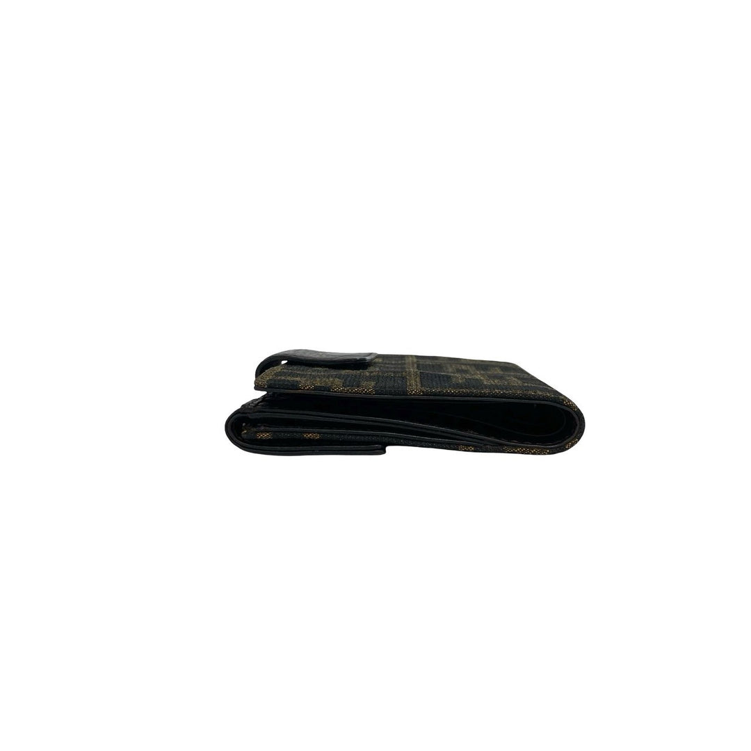 bifold wallet fendi