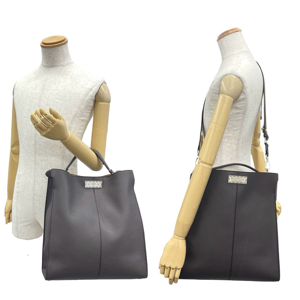肩背包 fendi peekaboo x light