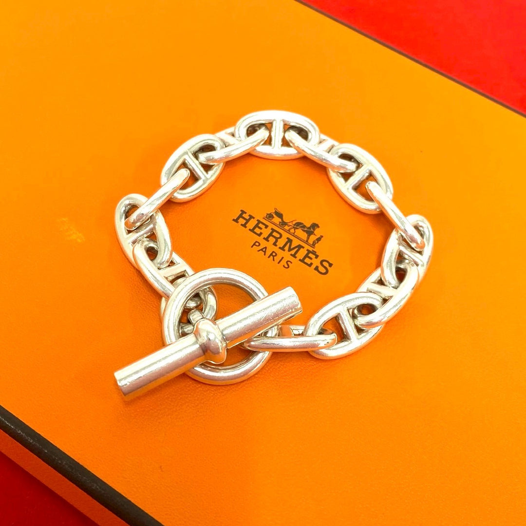 blurRubbingHermes Chaine d'Ancre GM 13 frames