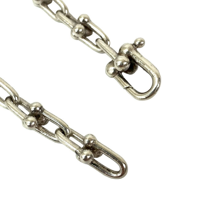 blurRubbingTiffany Hardware Small Link BureRubbingCut