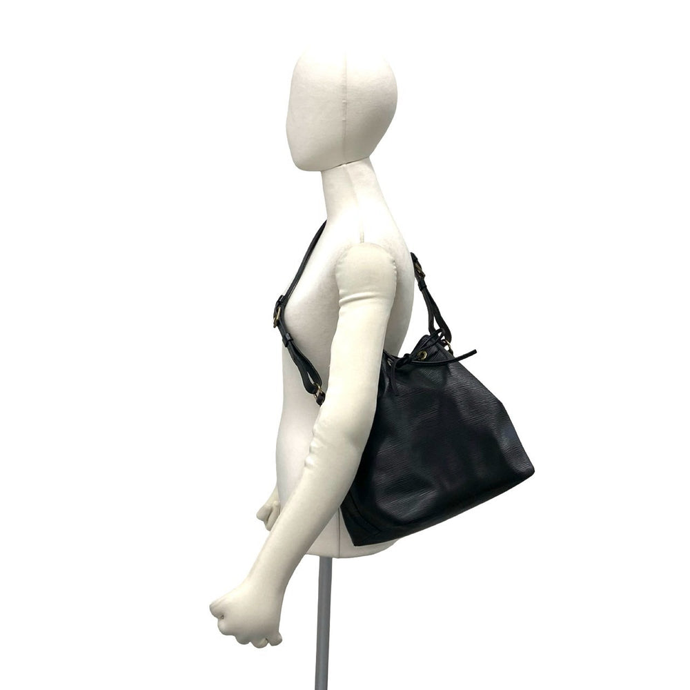 Shoulder bag Louis Vuitton Petit Noe