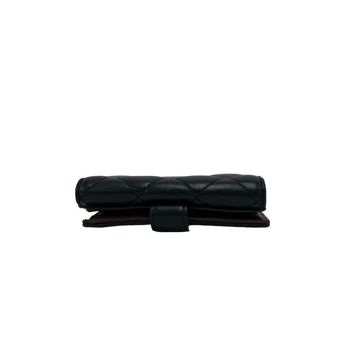bifold wallet chanel