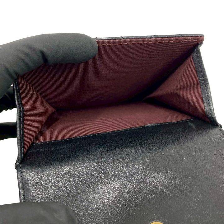 bifold wallet chanel