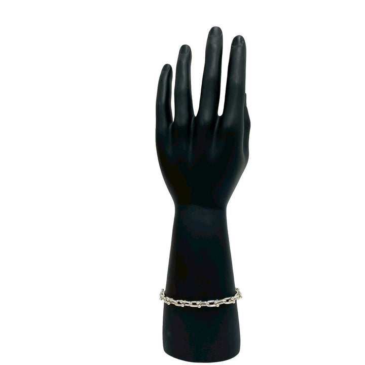 blurRubbingTiffany Hardware Small Link BureRubbingCut